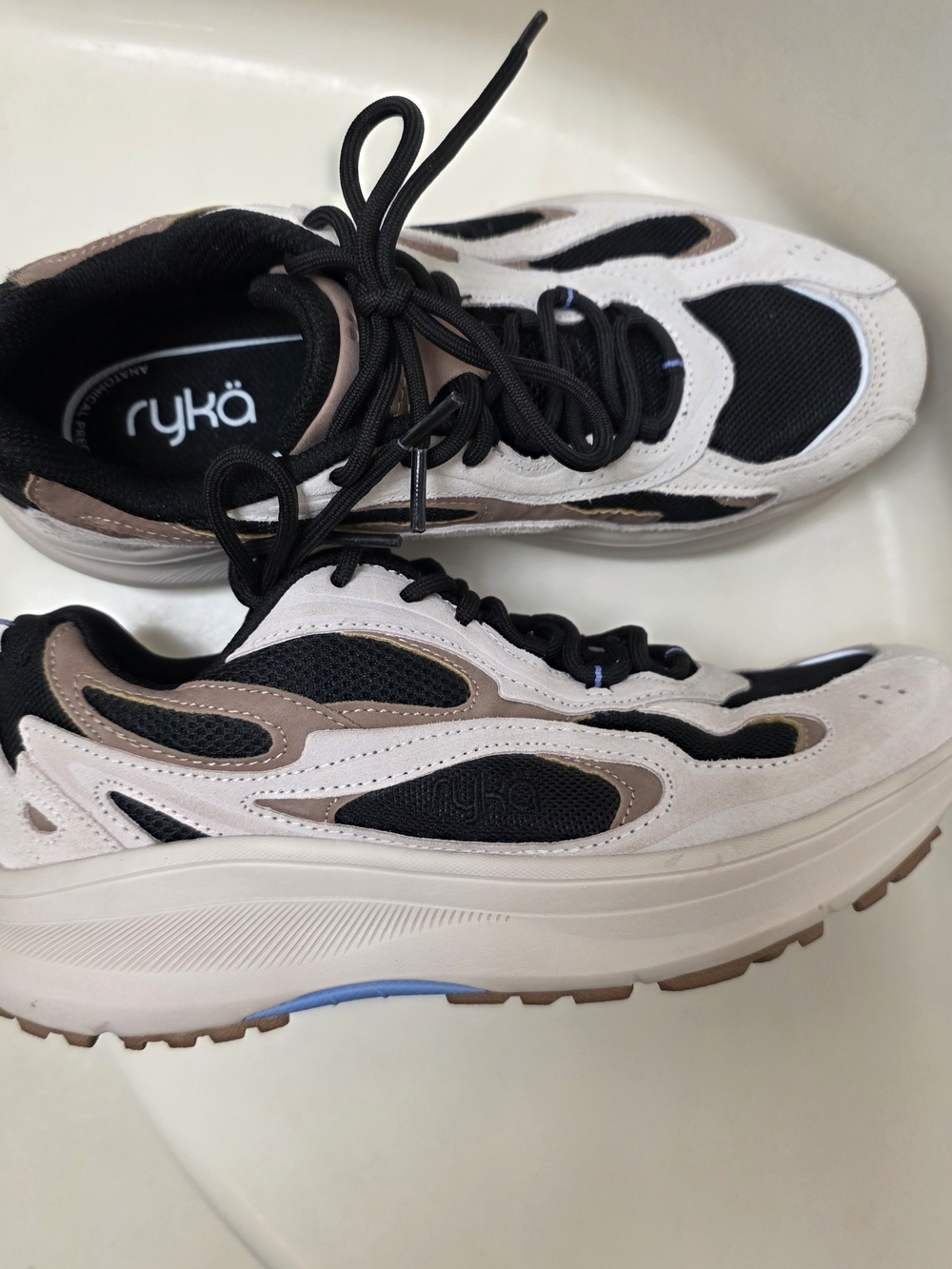 Ryka Neutral Tone Platform Sneakers in Black & Beige Sz 9 New Without Box